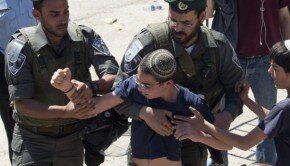 Israel-eviction-AP12040419052_620x350